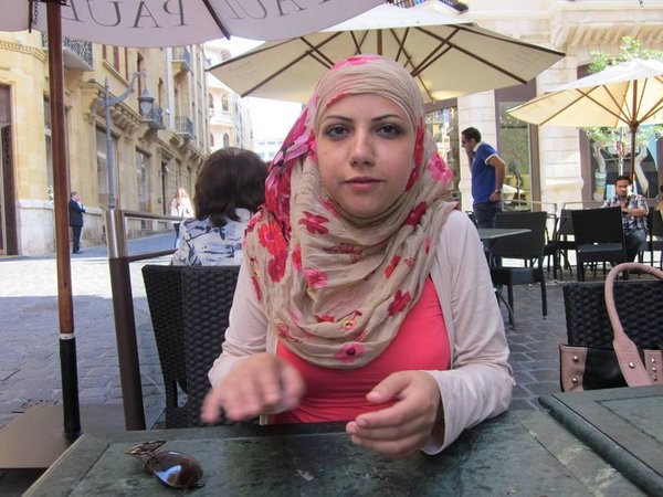  استعراض بنوتة قمورة - منتديات نسوانجي Egyptian hijab teen showing her tight shaved pussy
